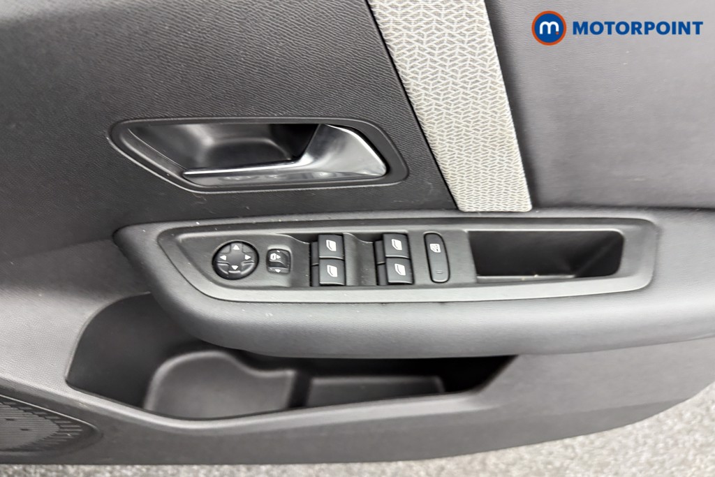 Citroen C4 E-Series Automatic Electric Hatchback - Stock Number (1552008) - 15th supplementary image