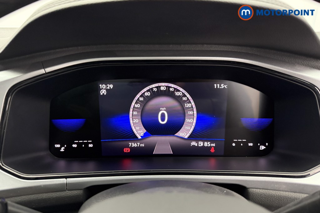Volkswagen T-Roc Life Manual Petrol SUV - Stock Number (1552032) - 5th supplementary image