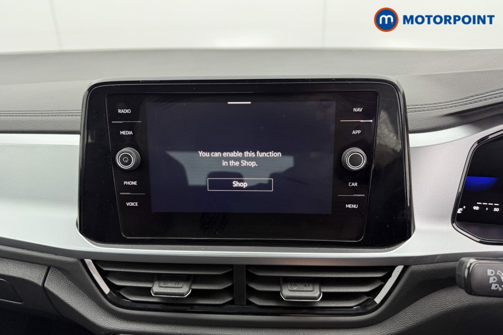 Volkswagen T-Roc Life Manual Petrol SUV - Stock Number (1552032) - 9th supplementary image