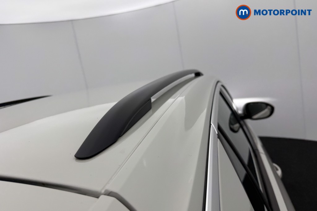 Volkswagen T-Roc Life Manual Petrol SUV - Stock Number (1552032) - 20th supplementary image