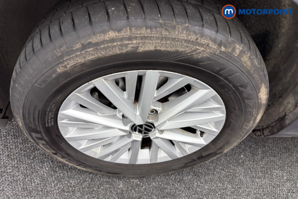 Volkswagen T-Roc Life Manual Petrol SUV - Stock Number (1552032) - 30th supplementary image