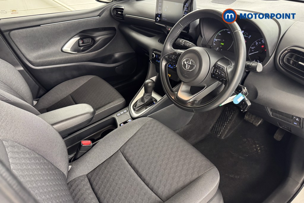 Toyota Yaris Icon Automatic Petrol-Electric Hybrid Hatchback - Stock Number (1552047) - 6th supplementary image