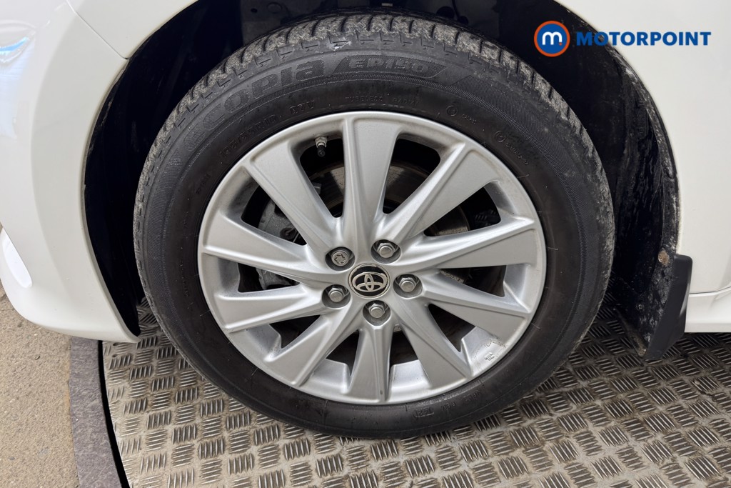 Toyota Yaris Icon Automatic Petrol-Electric Hybrid Hatchback - Stock Number (1552047) - 22nd supplementary image