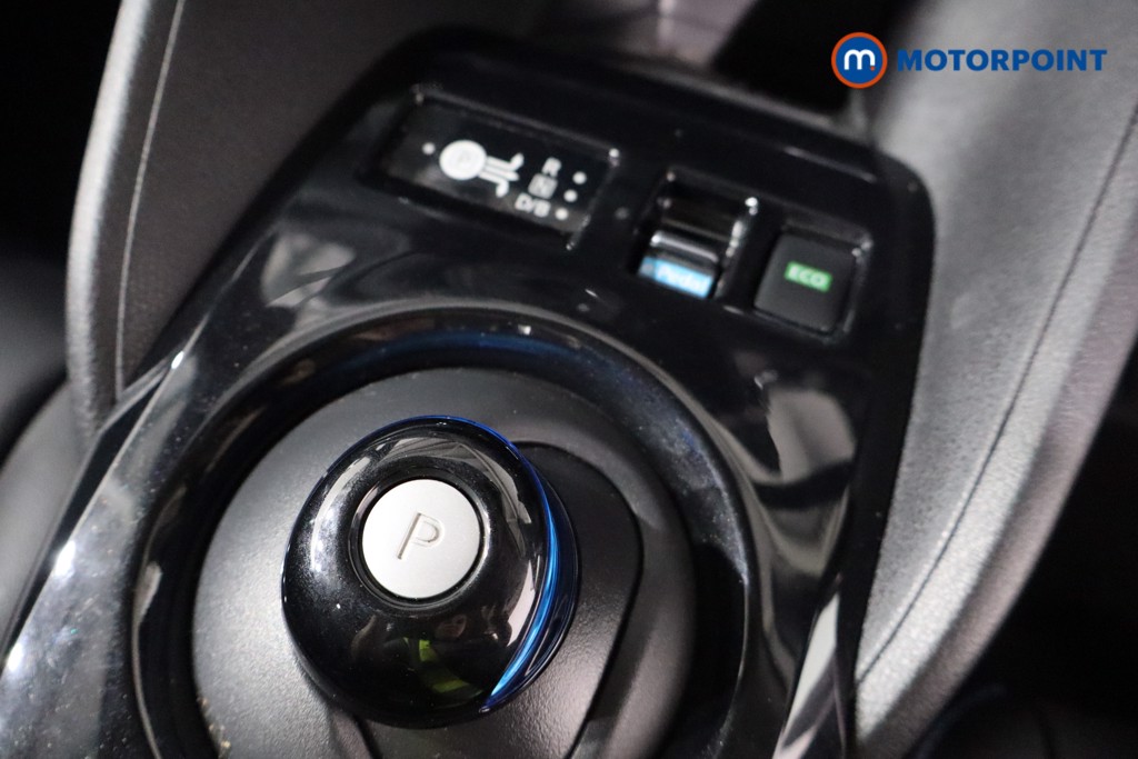 Nissan Leaf N-Connecta Automatic Electric Hatchback - Stock Number (1552162) - 15th supplementary image