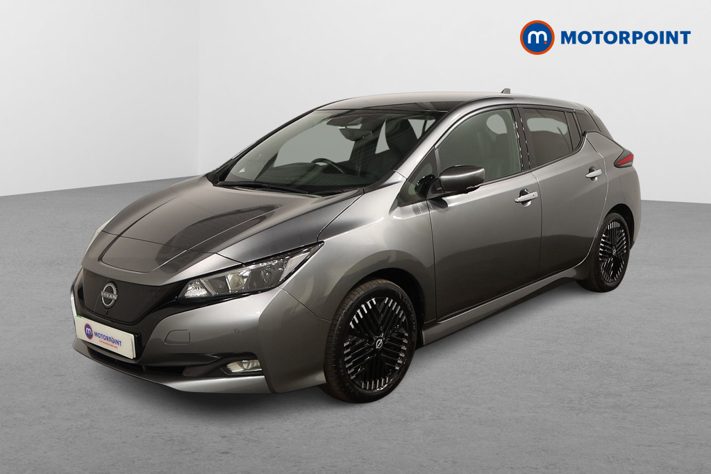 Nissan Leaf N-Connecta Automatic Electric Hatchback - Stock Number (1552162) - Passenger side front corner