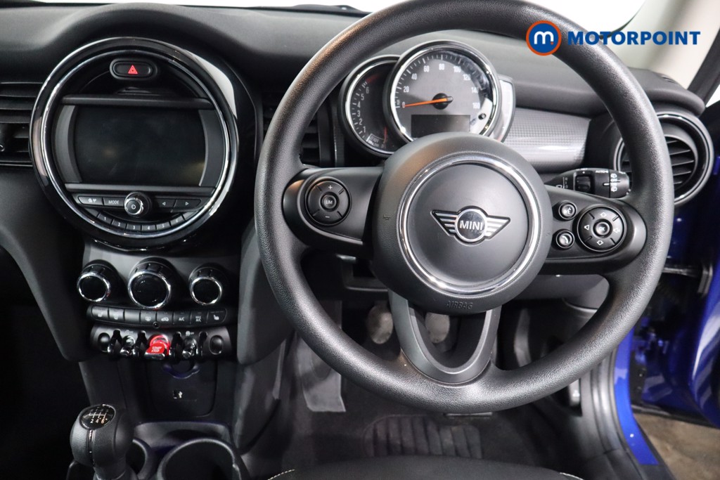 Mini Hatchback Cooper Classic Manual Petrol Hatchback - Stock Number (1552218) - 3rd supplementary image