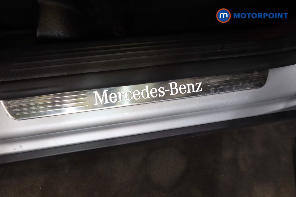 Mercedes-Benz GLB Amg Line Automatic Diesel SUV - Stock Number (1552301) - 13th supplementary image