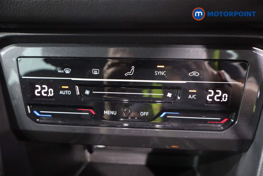 Volkswagen Tiguan Life Automatic Petrol SUV - Stock Number (1552551) - 15th supplementary image