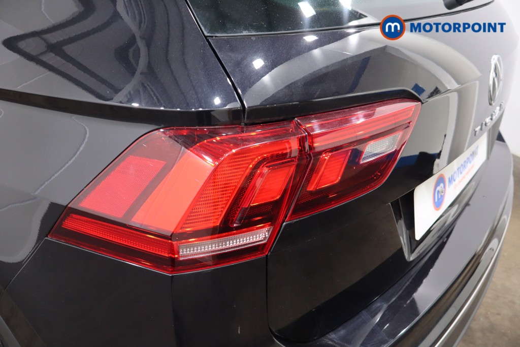 Volkswagen Tiguan Life Automatic Petrol SUV - Stock Number (1552551) - 22nd supplementary image