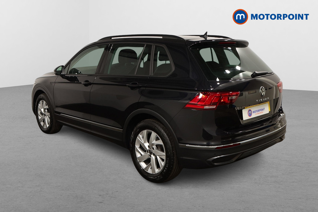 Volkswagen Tiguan Life Automatic Petrol SUV - Stock Number (1552551) - Passenger side rear corner