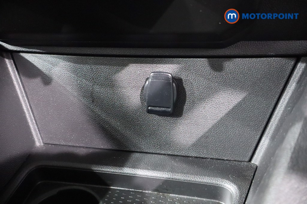 Dacia Duster Essential Manual Petrol SUV - Stock Number (1548463) - 16th supplementary image
