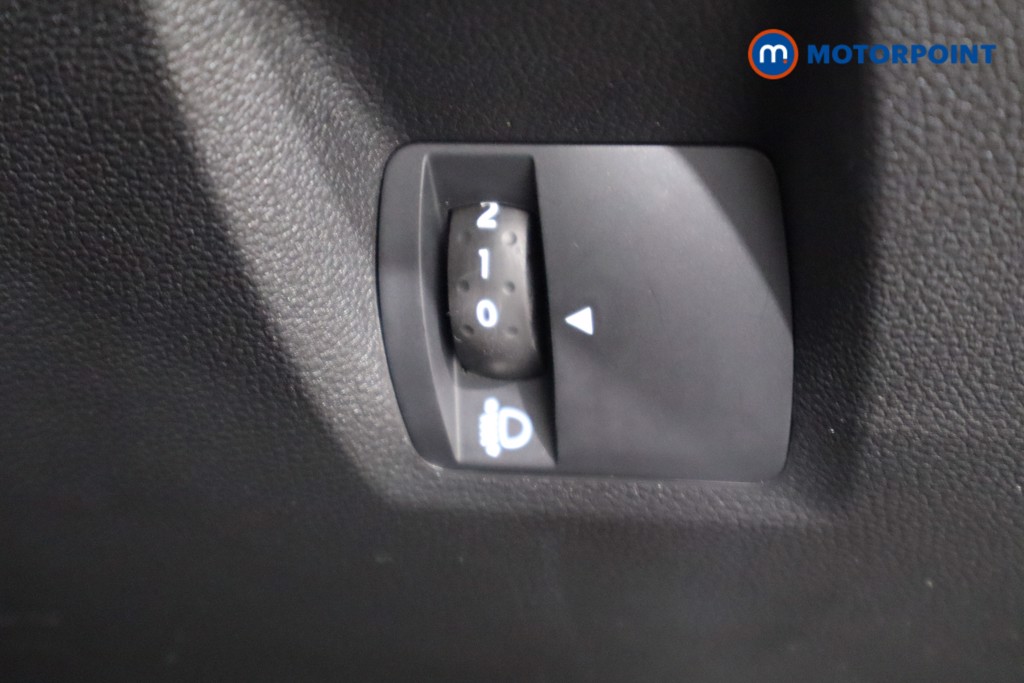 Dacia Duster Essential Manual Petrol SUV - Stock Number (1548463) - 19th supplementary image