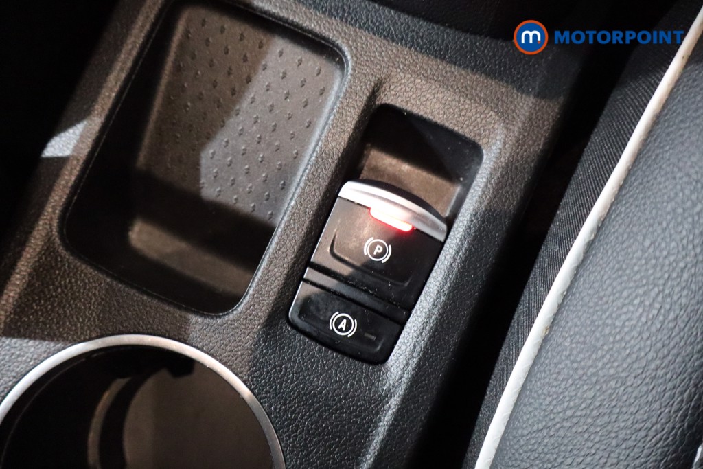 Renault Captur Se Edition Manual Petrol SUV - Stock Number (1550327) - 20th supplementary image