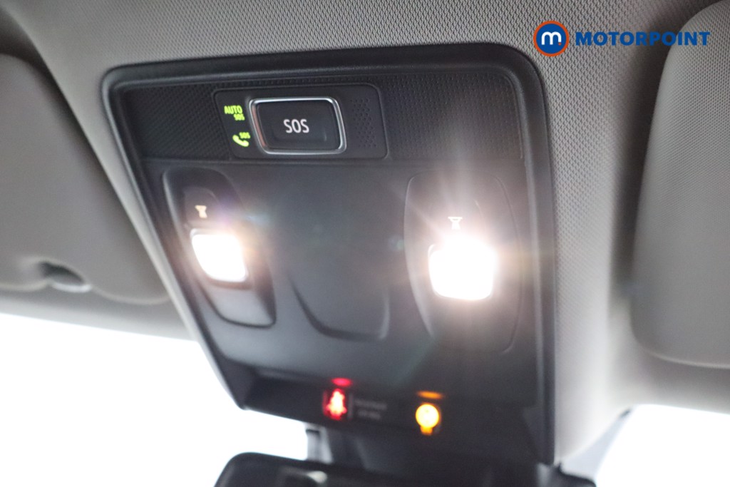 Renault Captur Se Edition Manual Petrol SUV - Stock Number (1550327) - 21st supplementary image