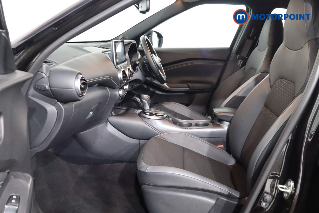 Nissan Juke N-Connecta Automatic Petrol SUV - Stock Number (1539328) - 4th supplementary image