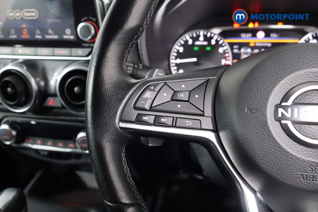 Nissan Juke N-Connecta Automatic Petrol SUV - Stock Number (1539328) - 7th supplementary image
