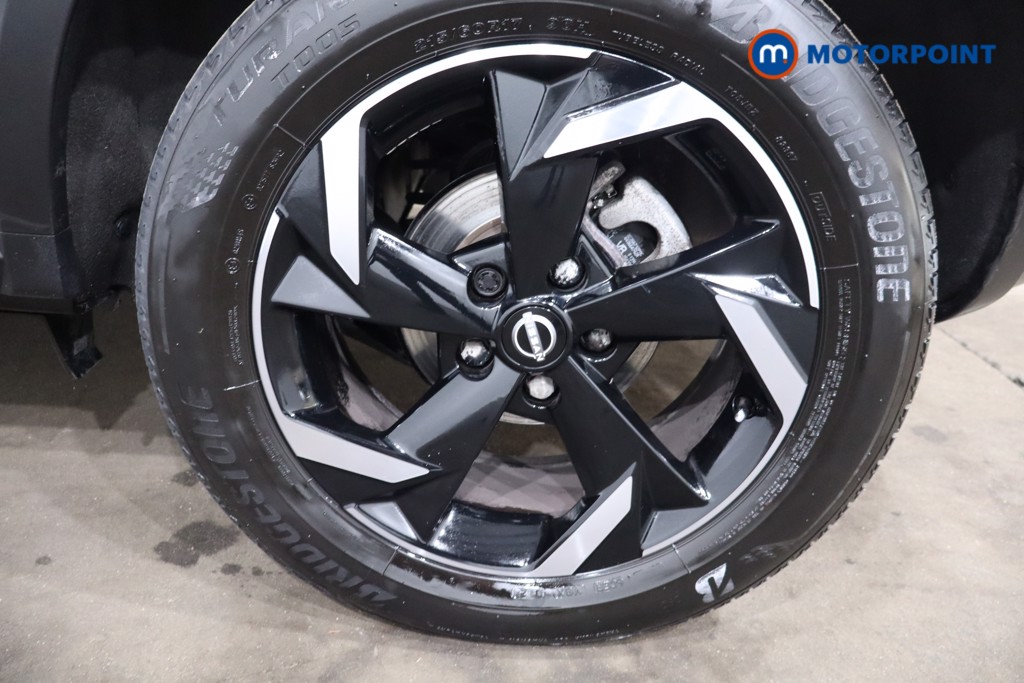 Nissan Juke N-Connecta Automatic Petrol SUV - Stock Number (1539328) - 12th supplementary image