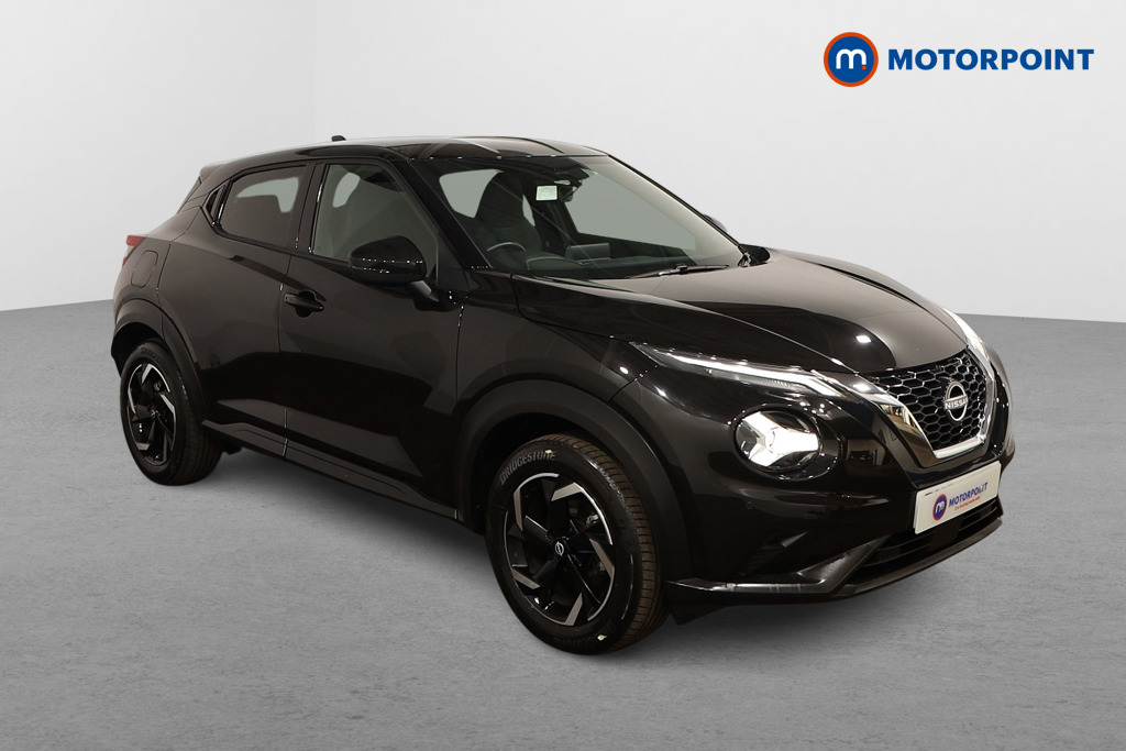 Nissan Juke N-Connecta Automatic Petrol SUV - Stock Number (1539328) - Drivers side front corner