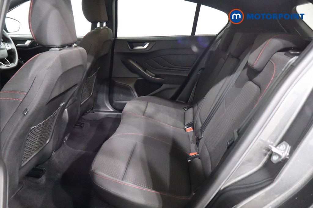 Ford Focus St-Line Edition Manual Petrol-Electric Hybrid Hatchback - Stock Number (1542889) - 5th supplementary image