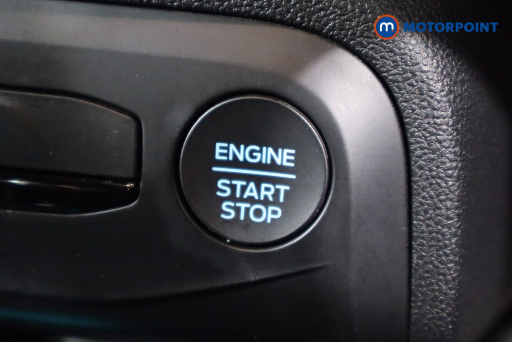 Ford Focus St-Line Edition Manual Petrol-Electric Hybrid Hatchback - Stock Number (1542889) - 15th supplementary image