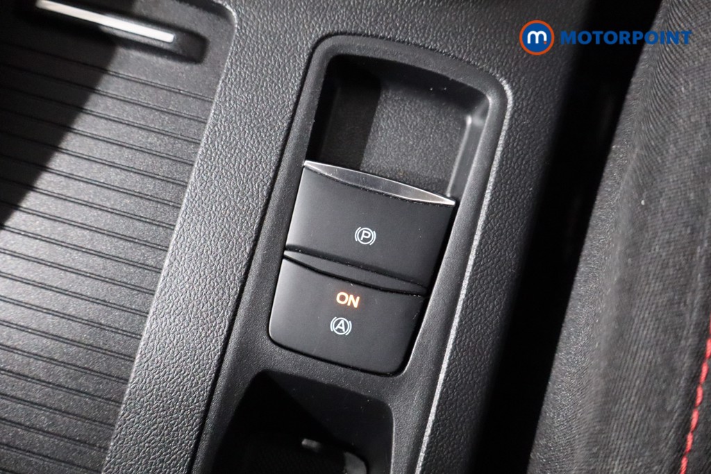 Ford Focus St-Line Edition Manual Petrol-Electric Hybrid Hatchback - Stock Number (1542889) - 20th supplementary image