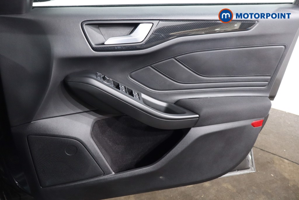 Ford Focus St-Line Edition Manual Petrol-Electric Hybrid Hatchback - Stock Number (1542889) - 23rd supplementary image