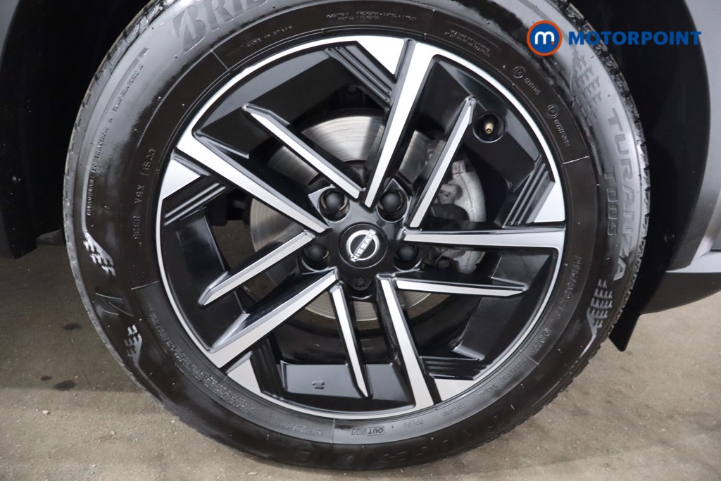 Nissan Juke N-Connecta Automatic Petrol SUV - Stock Number (1549108) - 9th supplementary image