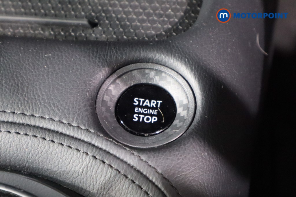 Nissan Juke N-Connecta Automatic Petrol SUV - Stock Number (1549108) - 15th supplementary image