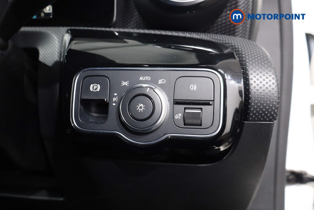 Mercedes-Benz A Class Sport Automatic Diesel Hatchback - Stock Number (1551055) - 21st supplementary image