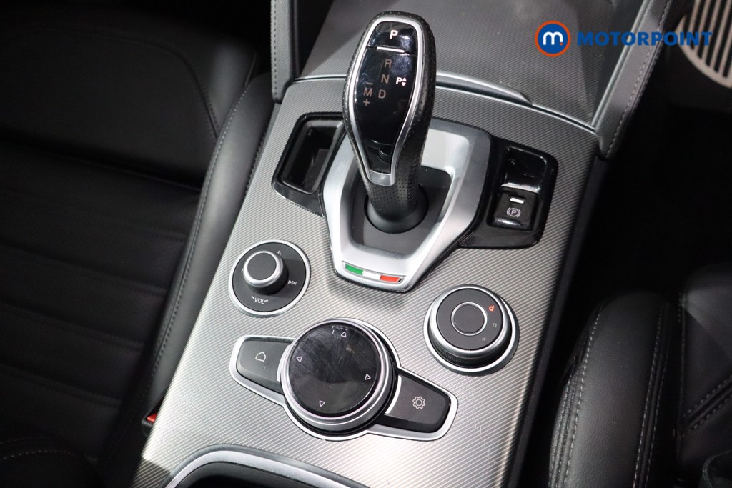 Alfa Romeo Stelvio Veloce Automatic Petrol SUV - Stock Number (1551331) - 18th supplementary image