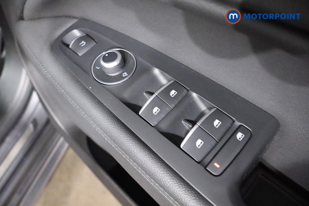Alfa Romeo Stelvio Veloce Automatic Petrol SUV - Stock Number (1551331) - 22nd supplementary image