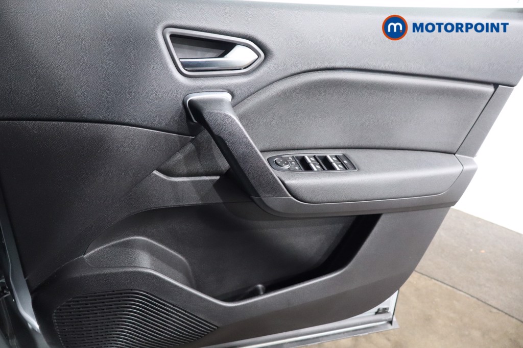 Renault Captur S Edition Automatic Petrol SUV - Stock Number (1551586) - 23rd supplementary image