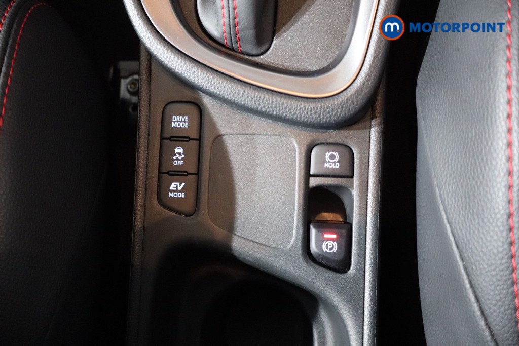 Toyota Yaris Cross Gr Sport Automatic Petrol-Electric Hybrid Estate - Stock Number (1551901) - 19th supplementary image