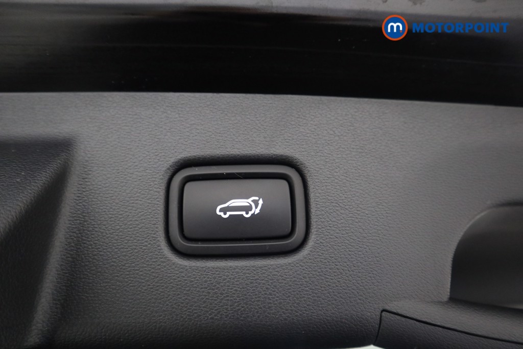 Hyundai Tucson Ultimate Manual Petrol SUV - Stock Number (1531734) - 16th supplementary image
