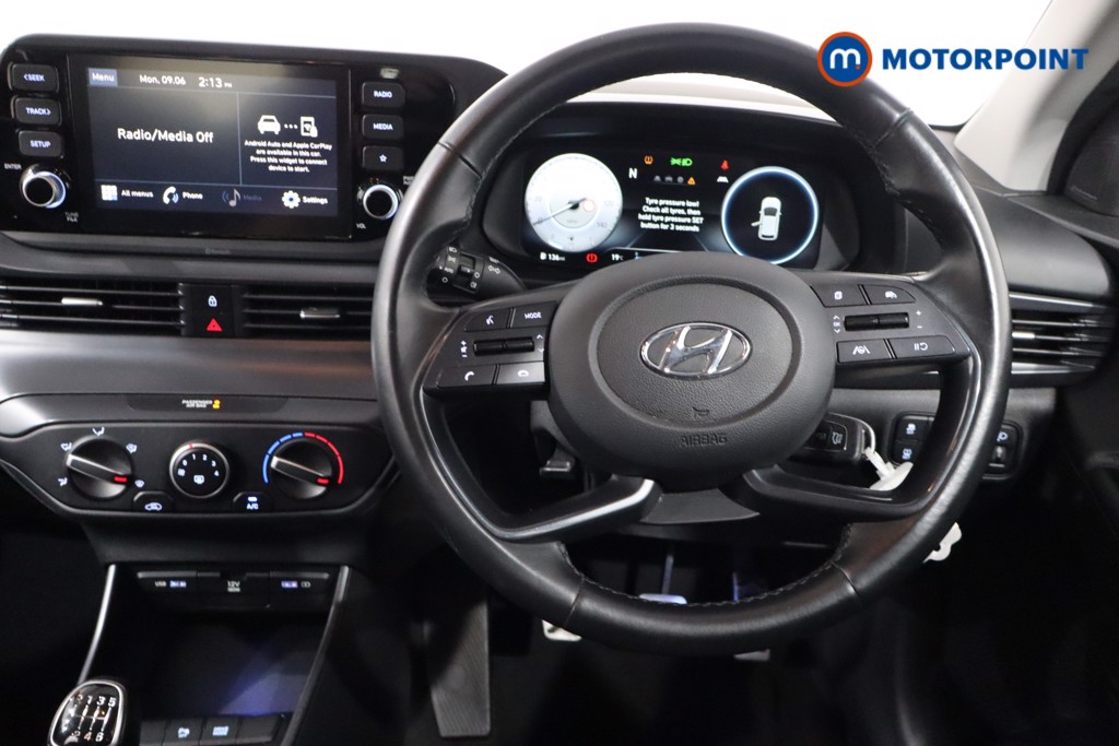 Hyundai Bayon Se Connect Manual Petrol-Electric Hybrid SUV - Stock Number (1537089) - 3rd supplementary image