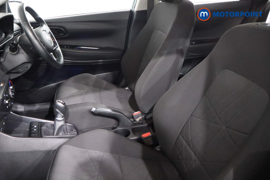 Hyundai Bayon Se Connect Manual Petrol-Electric Hybrid SUV - Stock Number (1537089) - 4th supplementary image
