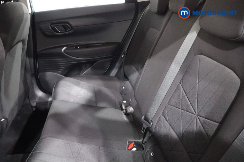 Hyundai Bayon Se Connect Manual Petrol-Electric Hybrid SUV - Stock Number (1537089) - 5th supplementary image