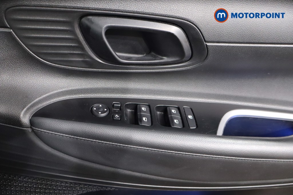 Hyundai Bayon Se Connect Manual Petrol-Electric Hybrid SUV - Stock Number (1537089) - 17th supplementary image