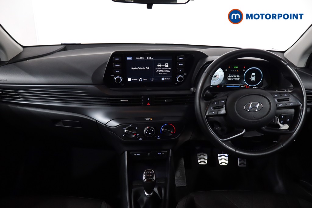 Hyundai Bayon Se Connect Manual Petrol-Electric Hybrid SUV - Stock Number (1537089) - 1st supplementary image