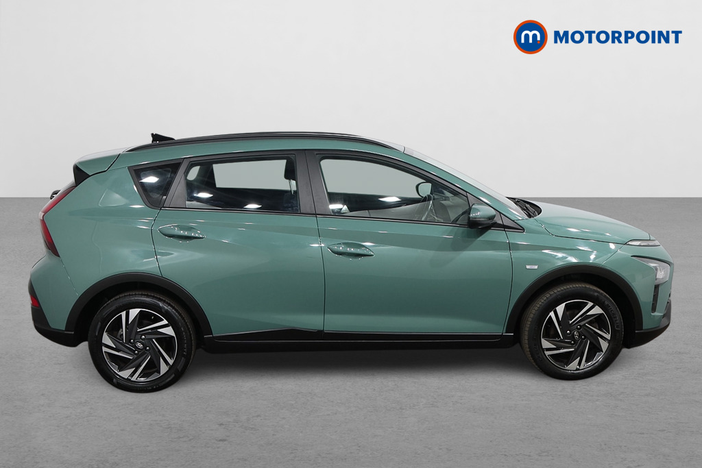 Hyundai Bayon Se Connect Manual Petrol-Electric Hybrid SUV - Stock Number (1537089) - Drivers side