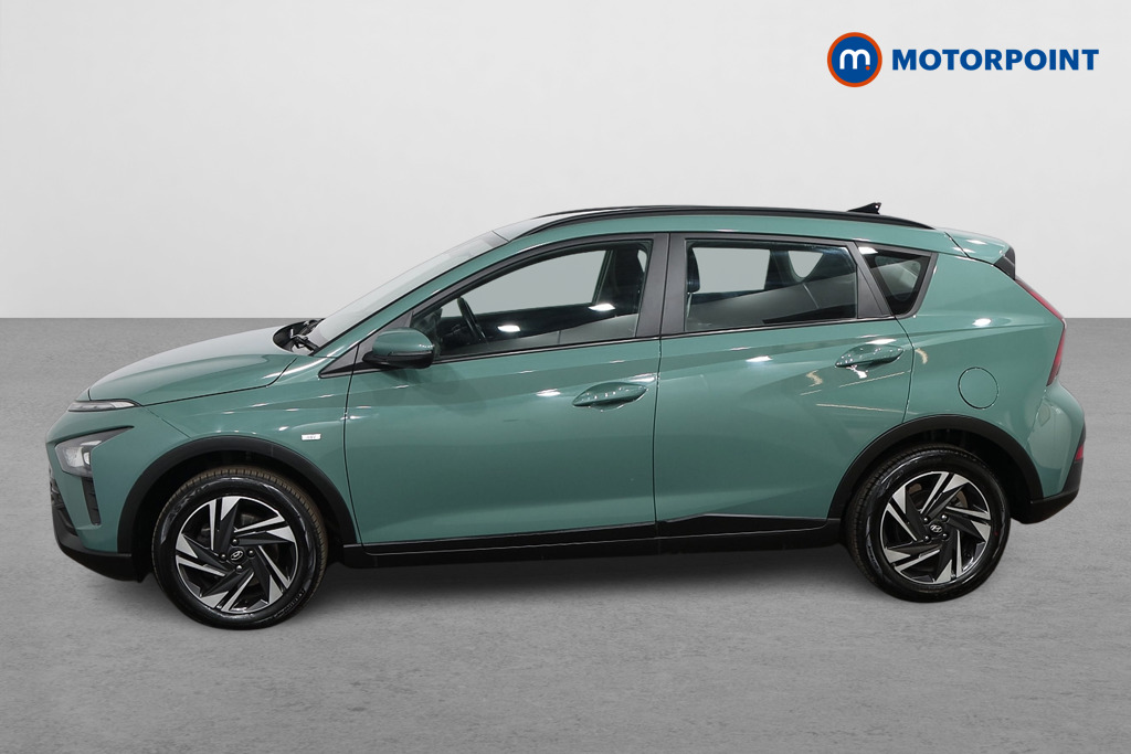 Hyundai Bayon Se Connect Manual Petrol-Electric Hybrid SUV - Stock Number (1537089) - Passenger side