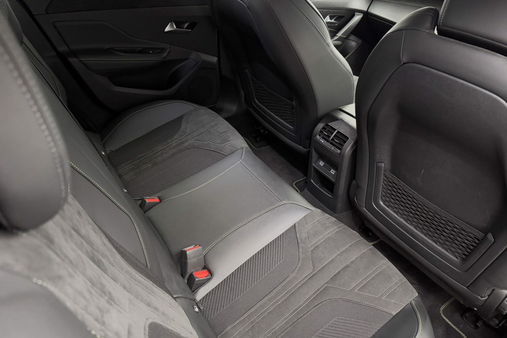 Peugeot 308 GT Automatic Diesel Hatchback - Stock Number (1539714) - 20th supplementary image