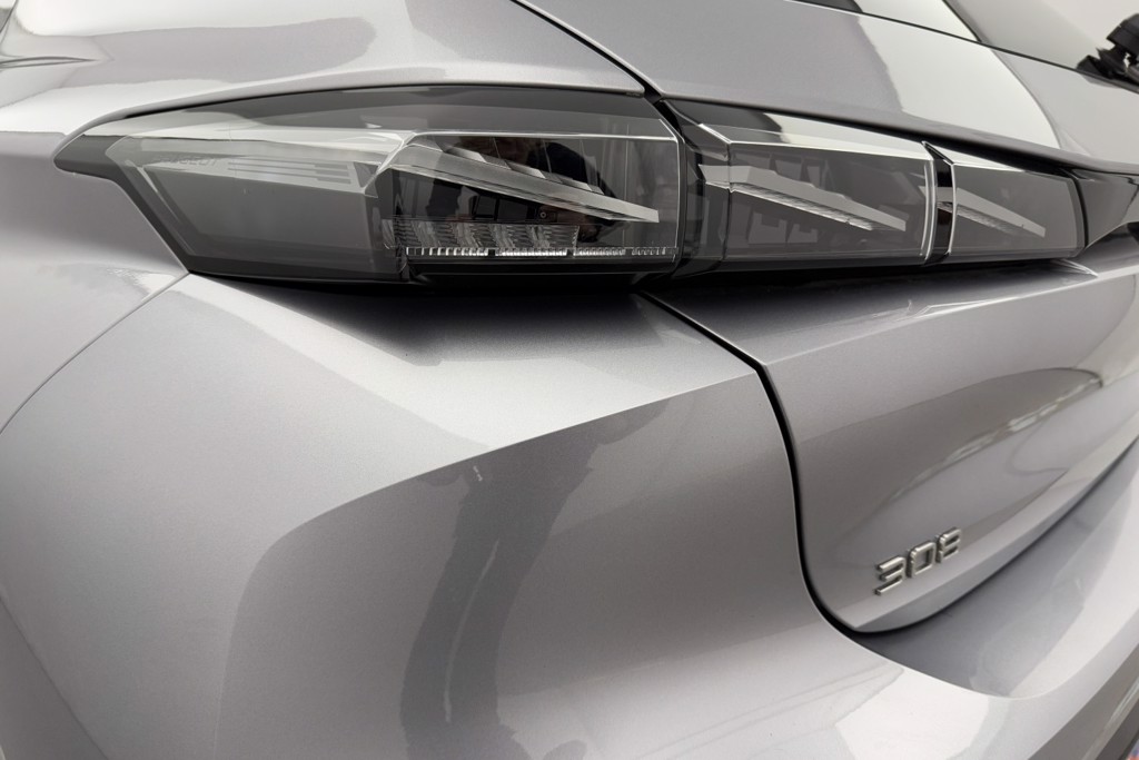 Peugeot 308 GT Automatic Diesel Hatchback - Stock Number (1539714) - 25th supplementary image