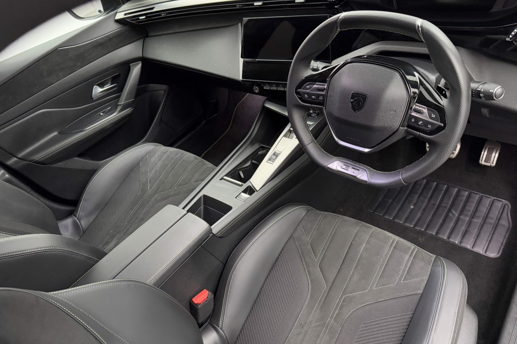 Peugeot 308 GT Automatic Diesel Hatchback - Stock Number (1539714) - 1st supplementary image