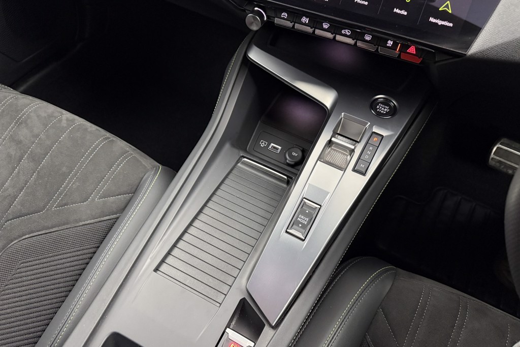 Peugeot 308 GT Automatic Diesel Hatchback - Stock Number (1539716) - 15th supplementary image