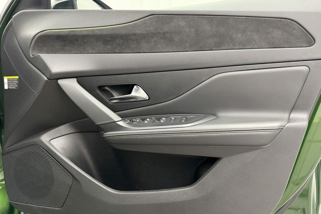 Peugeot 308 GT Automatic Diesel Hatchback - Stock Number (1539716) - 21st supplementary image