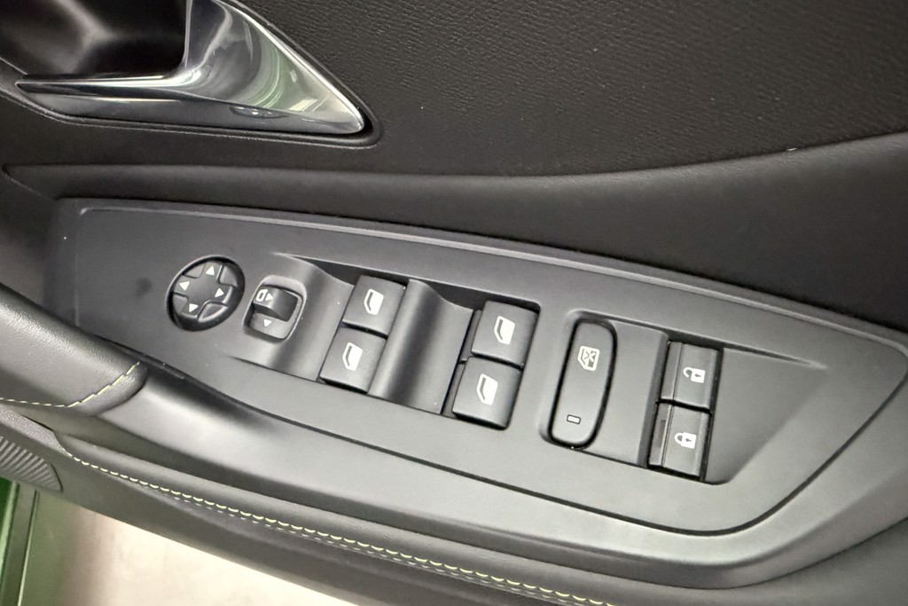 Peugeot 308 GT Automatic Diesel Hatchback - Stock Number (1539716) - 22nd supplementary image