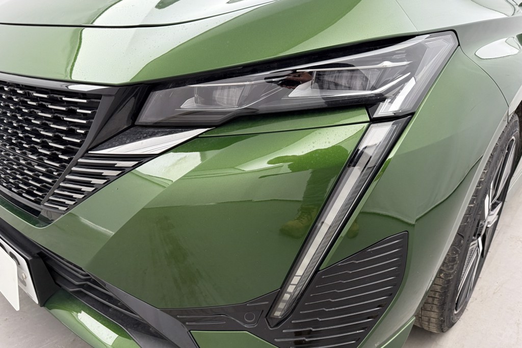 Peugeot 308 GT Automatic Diesel Hatchback - Stock Number (1539716) - 33rd supplementary image