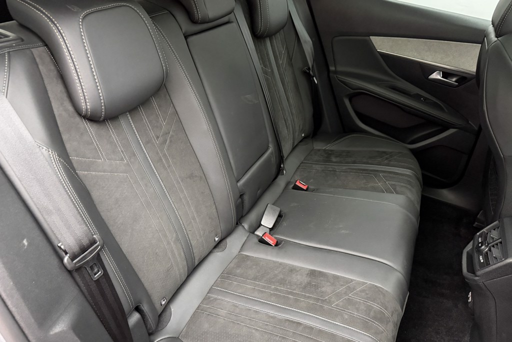 Peugeot 3008 GT Automatic Diesel SUV - Stock Number (1540791) - 24th supplementary image