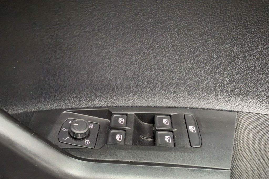 Volkswagen Polo Life Automatic Petrol Hatchback - Stock Number (1541112) - 13th supplementary image